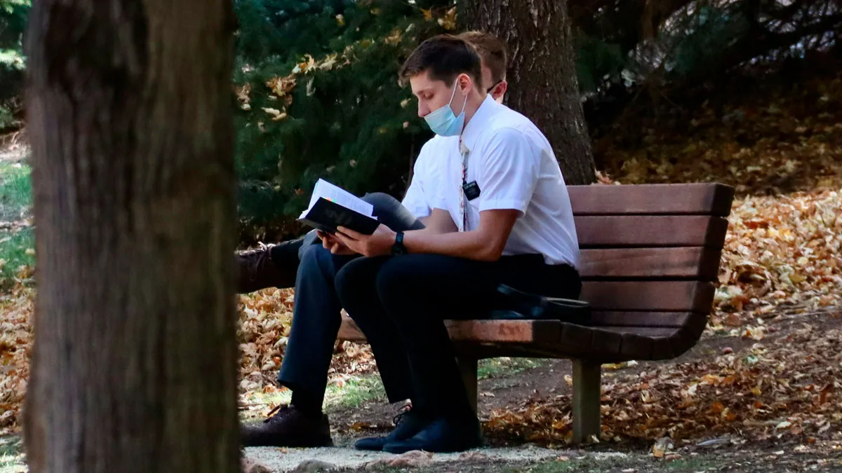 “That Still Haunts Me”: 50 Times People Ignored Their Gut Feeling And Deeply Regretted It