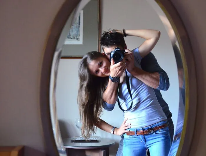 “If It Feels All Wrong, It Probably Is”: 50 People Share The Cheating Red Flags They’ll Never Forget
