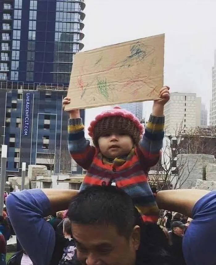 50 Pics That Range From Bizarre To Totally Unhinged, Delivered By "Trash & Culture” (New Pics)