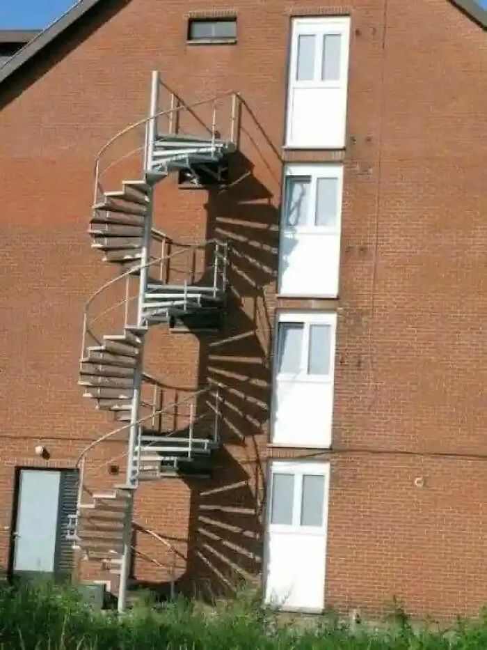 50 Funny Engineering Blunders That Might Make You Feel Better About Your Own Mistakes (New Pics)