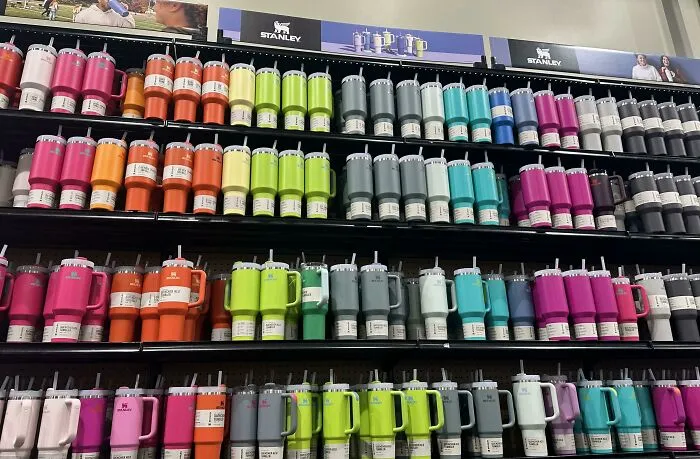 People Are Sharing Clear Overconsumption Trends They Hate And Here Are 29 Of Them