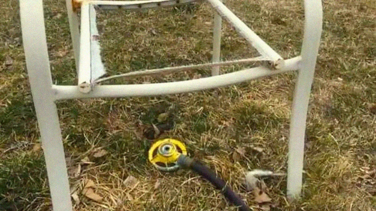 50 Times “Redneck Engineers” Saved The Day With Their Wild ‘Fixes’ (New Pics)