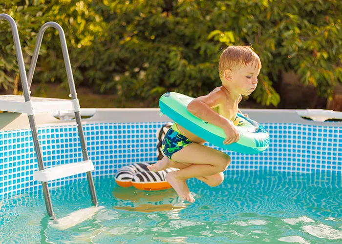 50 Extremely Dangerous Things We All Do Without Thinking
