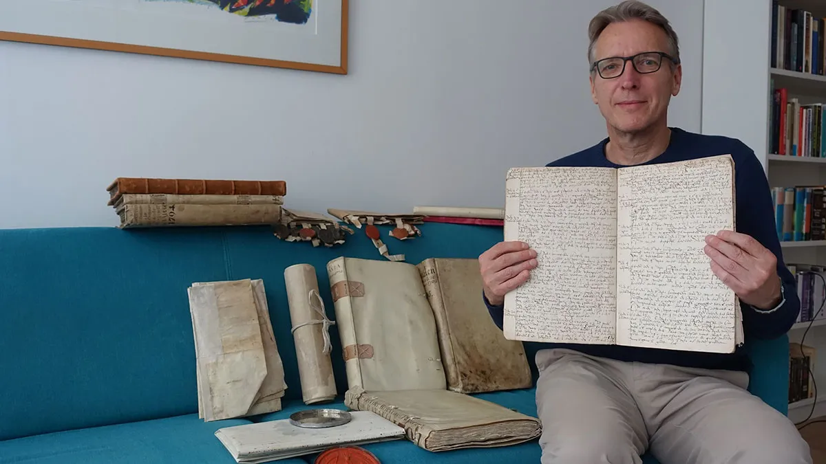 An Art Detective Follows A Decade-Old Trail Of Stolen Documents To An Amsterdam Attic