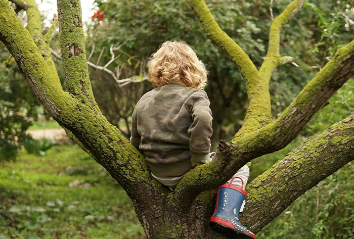 45 Childhood Stories That Turned Out To Be More Traumatic Than They Seemed Then