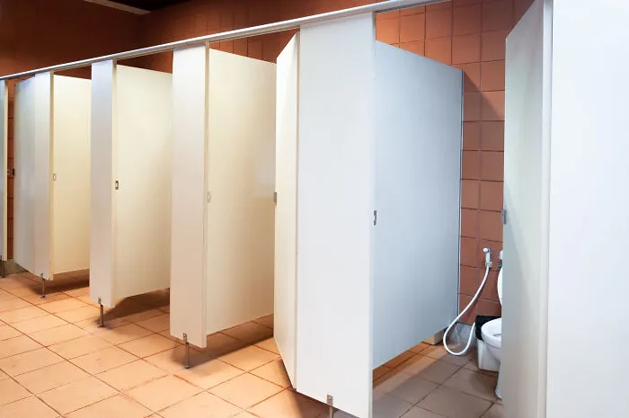 These Kids Had The Nerve To Pull Off These 32 Unhinged Things In School Without Hesitation