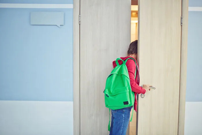These Kids Had The Nerve To Pull Off These 32 Unhinged Things In School Without Hesitation