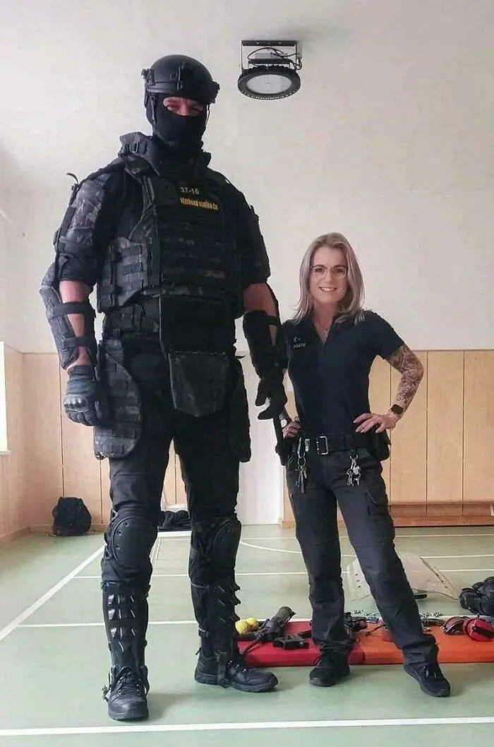 Agente de policía checo