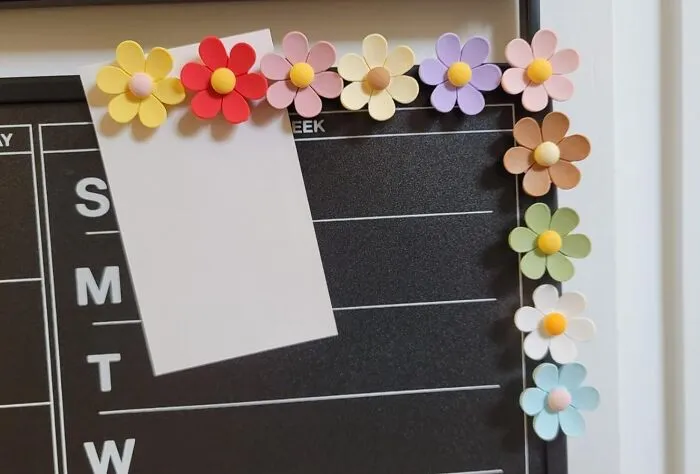Your Mini Fridge Can Hold All Your Important Reminders (And Maybe Some Embarrassing Photos) With These Adorable <a Style="Display:inline;" Href="Https://Www.amazon.com/Magnets-Kitchen-Refrigerator-Decoration-Sunshine/Dp/B09wk76kb1?ie=utf8&th=1&linkcode=ll1&tag=bpflamingo-20&linkid=b6f624882e19e0b8141a779f13b49994&language=en_us&ref_=as_li_ss_tl" Target="_blank">  <span Style="Font: Inherit; Color: #d74b1f;"> Cute Flower Magnets</Span>