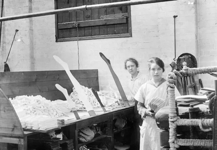Female Workers Trimming Hose In The Hosiery Works Of Moore Eady And Murcott Goode Limited At Markheaten Street In Derby