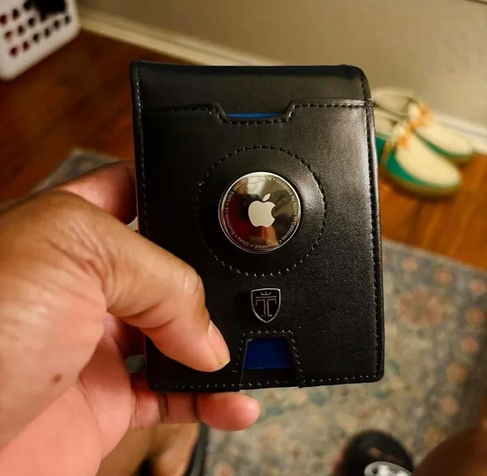 The Frantic, Three-Times-A-Day "Where's My Wallet" Pat-Down Is Officially Over; An <a Style="Display:inline;" Href="Https://Www.amazon.com/Travando-AirTag-Wallet-Holder-Blocking/Dp/B0bp29jgzw?ie=utf8&th=1&linkcode=ll1&tag=bpsheep-20&linkid=fc1aa89f3388f6eac9e429b34c989a3e&language=en_us&ref_=as_li_ss_tl" Target="_blank"> <span Style="Font: Inherit; Color: #d74b1f;"> AirTag Wallet </Span> Means You Can Just Ping The Thing And Go