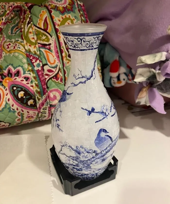 Giving Your Stressed Friend A Delightful Distraction That Becomes A Cool Decor Piece Is A Thoughtful Gesture With A <a Style="Display:inline;" Href="Https://Www.amazon.com/Pintoo-S1025-Magpies-Plastic-Puzzle/Dp/B07jmwwlg4?ie=utf8&th=1&linkcode=ll1&tag=bpcheetah-20&linkid=ce06f5a386f1db40c665abbbfd58f33f&language=en_us&ref_=as_li_ss_tl" Target="_blank">  <span Style="Font: Inherit; Color: #d74b1f;"> Puzzle Vase</Span>