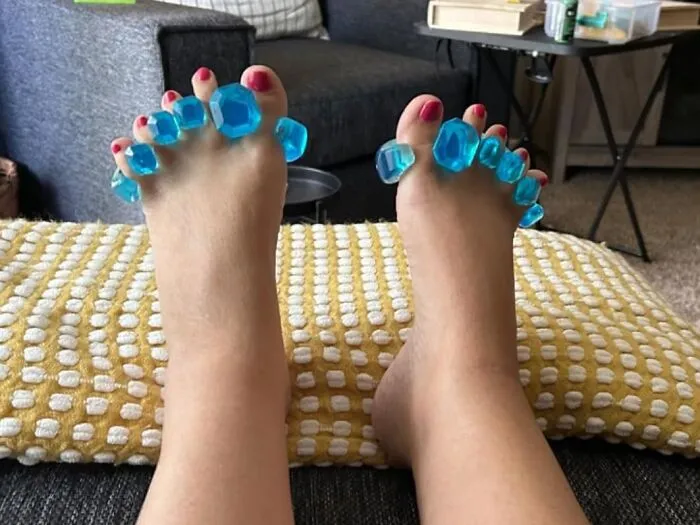 Spreading Your Toes For Better Balance And Circulation Can Feel Surprisingly Luxurious With Some Pretty <a Style="Display:inline;" Href="Https://Www.amazon.com/Yogatoes-Gems-Stretcher-Separator-Americas/Dp/B004he94se?ie=utf8&linkcode=ll1&tag=bpkoala-20&linkid=77298ff23302f1240d4ec39d0663efdf&language=en_us&ref_=as_li_ss_tl" Target="_blank">  <span Style="Font: Inherit; Color: #d74b1f;"> Yogatoes Gems</Span>