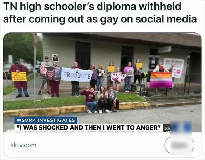 50 Headlines That Could Pass For Satire But Are Unfortunately True (New Pics)