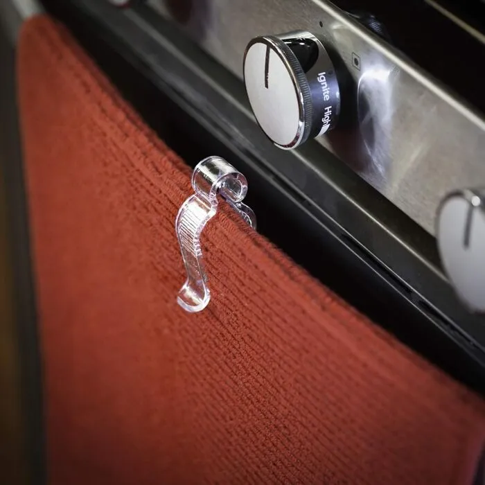 Stop Your Hand Towel From Playing Hide-And-Seek With The Floor Every Five Minutes Using These Clever <a Style="Display:inline;" Href="Https://Www.amazon.com/Dp/B08my7tksh?ascsubtag=7883962%2c11%2c35%2cd%2c0%2c0%2c0%2c1338%3a1%2c63484903%2c0%2c0%2cgoogle&btn_ref=srctok-Ee71373aab7affca&linkcode=ll1&tag=bpsparrow-20&linkid=525aa0d60aeff5f7e93e5e358bc555dd&language=en_us&ref_=as_li_ss_tl" Target="_blank">  <span Style="Font: Inherit; Color: #d74b1f;"> Towel Clips</Span>