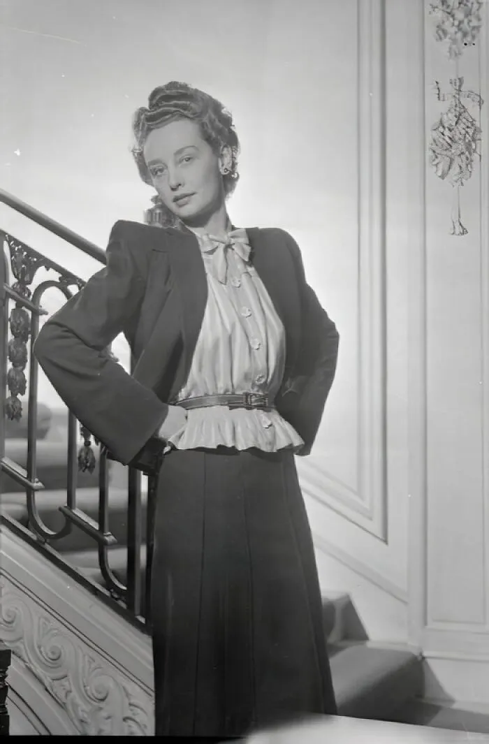 Elspeth Champcommunal Design For Worth London, Produced Under Wartime Restrictions Source