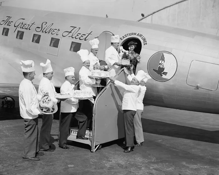 Air Travelers Leaving Washington Airport During National Air Travel Week Are Being Given Cakes, Washington, D.C., 1938