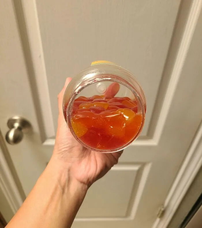 Mis gominolas vitamínicas se derritieron con el calor de Texas durante el transporte y no puedo solicitar un reembolso.