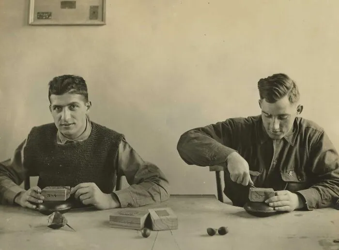 Patients Learning Engraving As Part Of Undergoing Occupational Therapy. Walter Reed General Hospital, Washington, D.c., USA, Circa 1914-1918