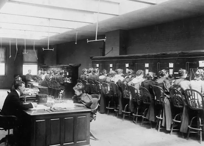 Telephone Exchange Employees In New York, 1896