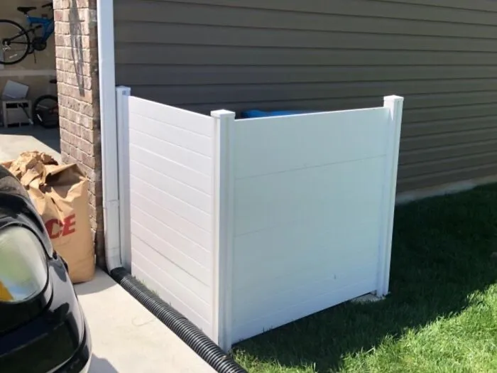 The Part Of Your Yard Where The Clunky AC Unit And The Trash Bins Hold Their Very Public, Very Ugly Meetings Can Be Discreetly Hidden With An <a Style="Display:inline;" Href="Https://Www.amazon.com/Enclo-Privacy-Screens-Zp19014-Full-Coverage/Dp/B01eyhho2g?ie=utf8&linkcode=ll1&tag=bpantelope-20&linkid=aeb6951d950d97cb74de94dab3971807&language=en_us&ref_=as_li_ss_tl" Target="_blank">  <span Style="Font: Inherit; Color: #d74b1f;"> Outdoor Privacy Screen </Span>