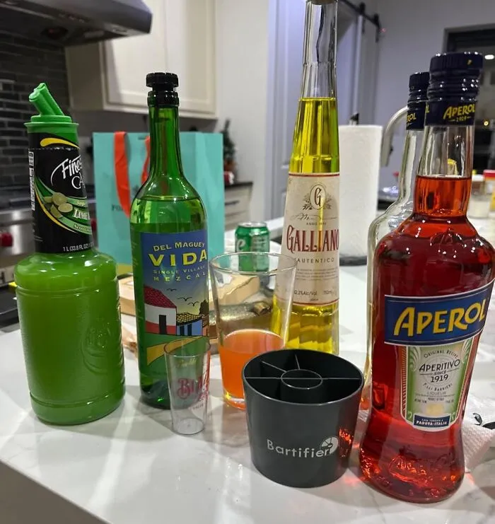 You're About To Level Up From "Vodka And Whatever Juice Is In The Fridge" To An Actual, Impressive Mixologist, And Your Cheat Code Is The <a Style="Display:inline;" Href="Https://Www.amazon.com/Bartifier-Portable-Cocktail-Maker-Machine/Dp/B0dcd6w3wt?ie=utf8&linkcode=ll1&tag=bpbobcat-20&linkid=12927c9262693cbd270d4d2f2cf81a97&language=en_us&ref_=as_li_ss_tl" Target="_blank">  <span Style="Font: Inherit; Color: #d74b1f;"> Bartifier Cocktail Mixer </Span>