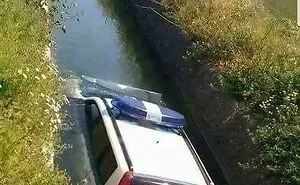 50 People Who Clearly Had A Rough Day Behind The Wheel, As Shared On ‘Can’t Park There, Mate’