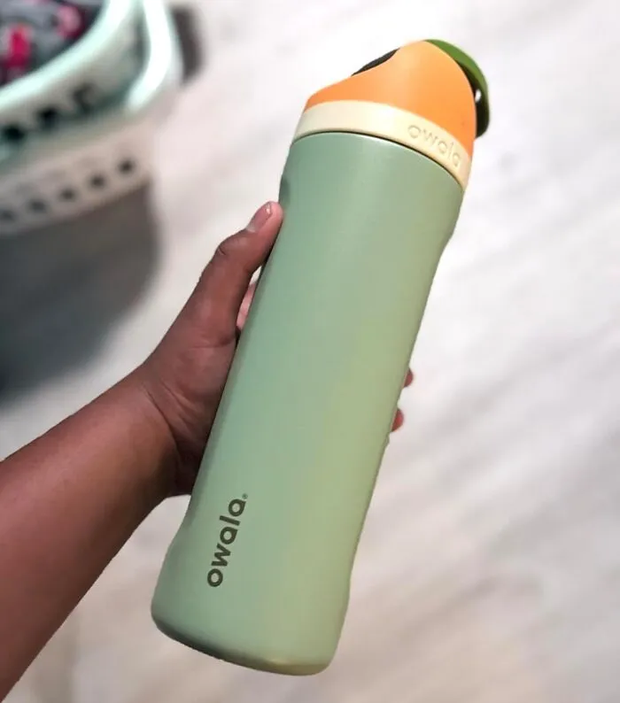 That Daily Internal Debate Over Whether You're In A "Polite Sipping" Or "Unhinged Chugging" Mood Is Now Officially Settled By The <a Style="Display:inline;" Href="Https://Www.amazon.com/Owala-Freesip-Insulated-Stainless-BPA-Free/Dp/B0bzyc7n7x?ie=utf8&th=1&linkcode=ll1&tag=bphawk-20&linkid=079f22a0badc8c61da696e00256e89a3&language=en_us&ref_=as_li_ss_tl" Target="_blank">  <span Style="Font: Inherit; Color: #d74b1f;"> Owala Freesip Bottle </Span>, Which Simply Said, "Why Not Both"