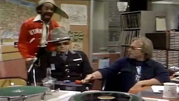 Some Of Us Old Folk May Know Why Johnny And Venus Were Drinking On The Job