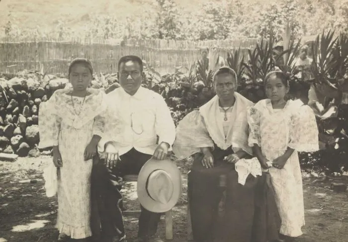 Sr. Cardenas And His Family, Philippines, 1890s