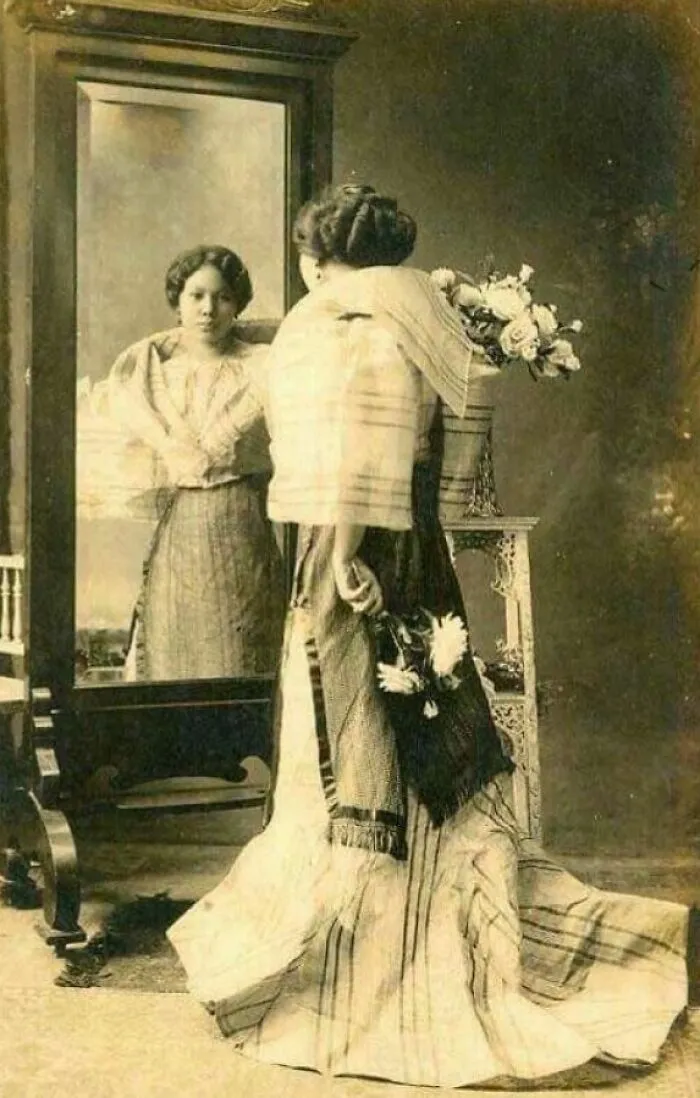 Portriat Of A Wealthy Filipino Lady, Manila, Philippines, 1890's