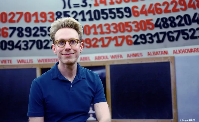 Daniel Tammet's Mind Can Process Complex Math And Absorb New Languages Almost Instantly