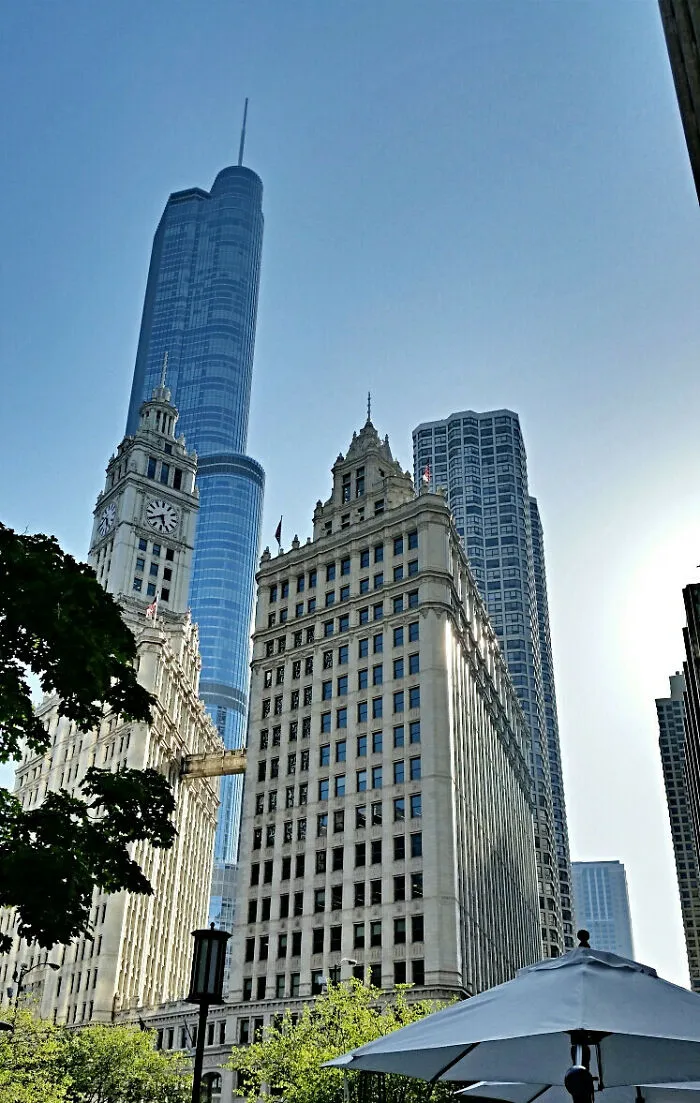 Old vs. New, Chicago, USA