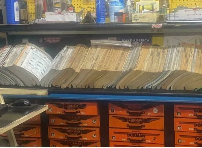 Buscando piezas antes de la era digital