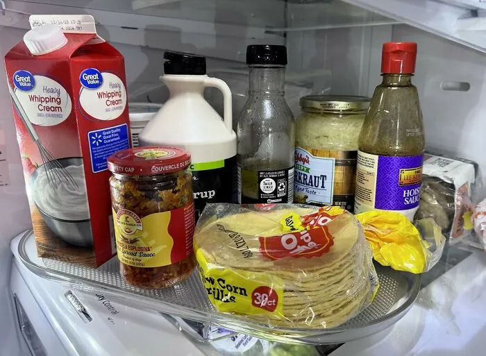 Your Fridge Can Stop Being A Black Hole Of Forgotten Condiments Thanks To A Spinning <a Style="Display:inline;" Href="Https://Www.amazon.com/Lamu-Turntable-Refrigerator-Rectangular-Countertop/Dp/B0c5c33wvq?ie=utf8&th=1&linkcode=ll1&tag=bpkoala-20&linkid=81079446539e7911f967c90dbea0c536&language=en_us&ref_=as_li_ss_tl" Target="_blank">  <span Style="Font: Inherit; Color: #d74b1f;"> Lazy Susan</Span>