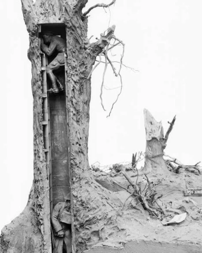 Árboles de camuflaje como este se usaban para espiar al enemigo durante la Primera Guerra Mundial
