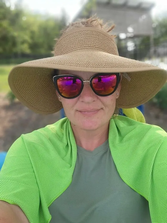 Instantly Dropping Your Body Temperature And Feeling Like You Just Stepped Into An Ice Bath Is Possible With A <a Style="Display:inline;" Href="Https://Www.amazon.com/Cooling-Microfiber-Breathable-Workout-Activities/Dp/B07qkl1wrl?ie=utf8&th=1&linkcode=ll1&tag=bpsquid-20&linkid=554113ae7c9ccecb7cc3767f22aa3d15&language=en_us&ref_=as_li_ss_tl" Target="_blank">  <span Style="Font: Inherit; Color: #d74b1f;"> Microfiber Cooling Towel</Span>