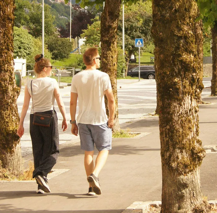 44 Ways Americans Out Themselves In Public Without Even Realizing It