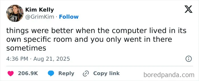 50 Hilarious Tweets That Helped Us Collectively Survive This August