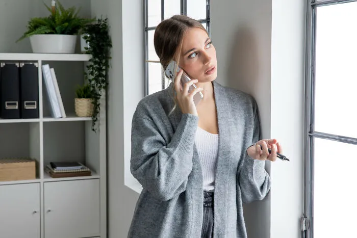 31 Of The Most Hilarious And Bizarre Ways People Have Tried To Get Hired For A Job