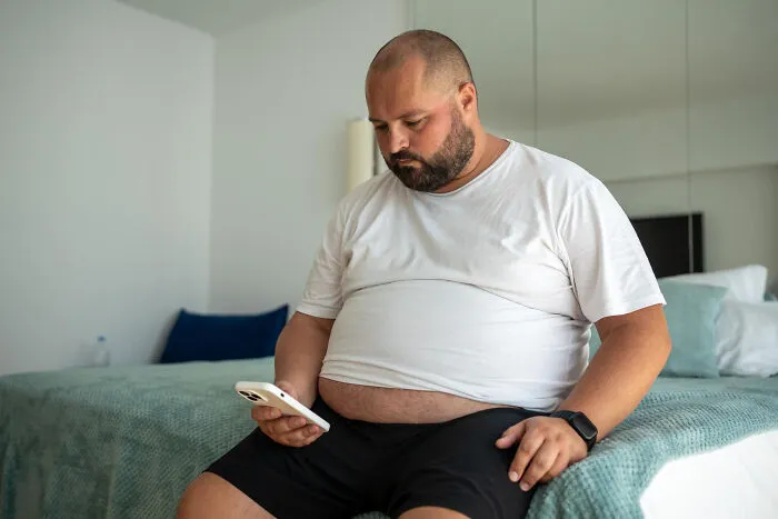 From Shopping To Sugar, 31 Of The Worst Kind Of Dependencies Folks Have Ever Seen
