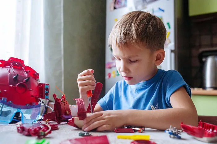 These Kids Had The Nerve To Pull Off These 32 Unhinged Things In School Without Hesitation