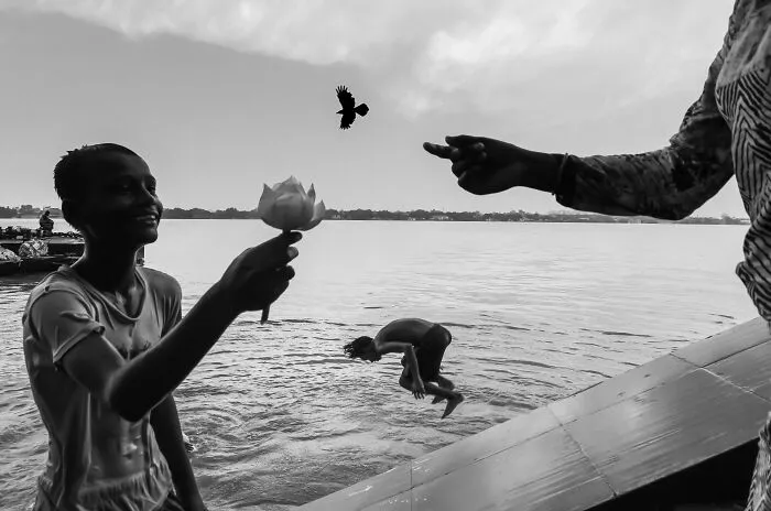 My 30 Photos Showcasing Streetscapes And Candid Moments