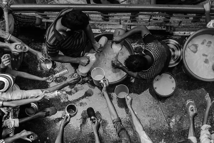 My 30 Photos Showcasing Streetscapes And Candid Moments