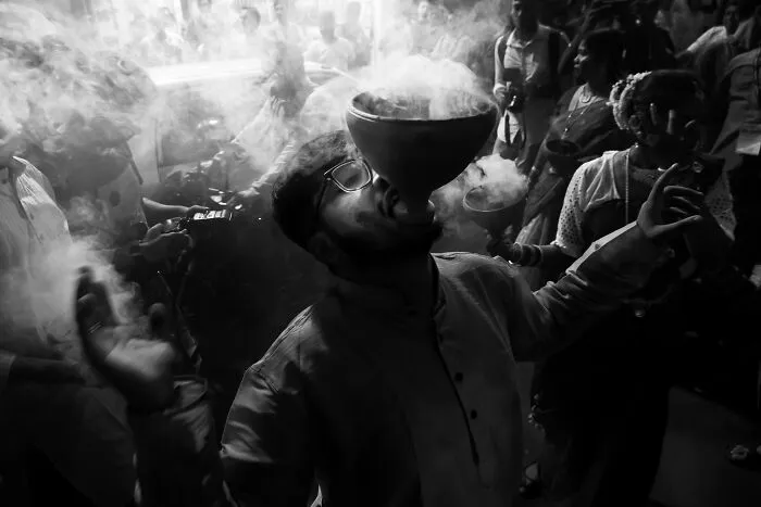 My 30 Photos Showcasing Streetscapes And Candid Moments