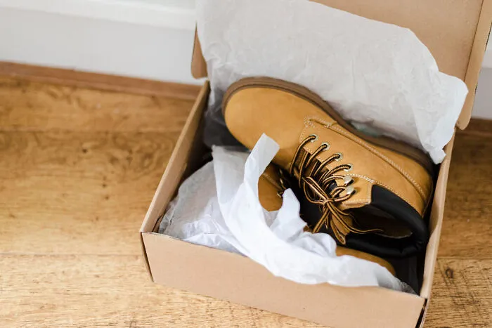 31 Of The Most Hilarious And Bizarre Ways People Have Tried To Get Hired For A Job