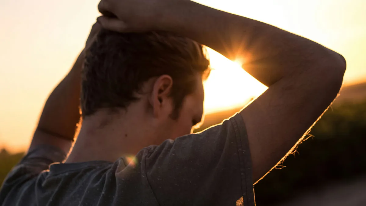 Self-Proclaimed “Unattractive” Man Vents How He’s Forced By Friends To Date, Update Shocks Everyone