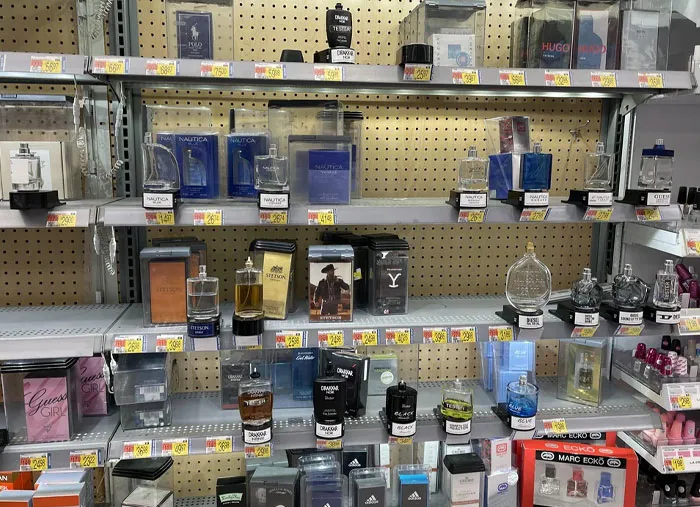 Only At Walmart: 43 Crazy Stories Employees Actually Witnessed While Working At Walmart
