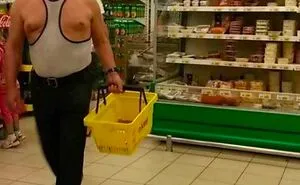 50 Cursed Images That Are Hard To Look At But Harder To Ignore (New Pics)