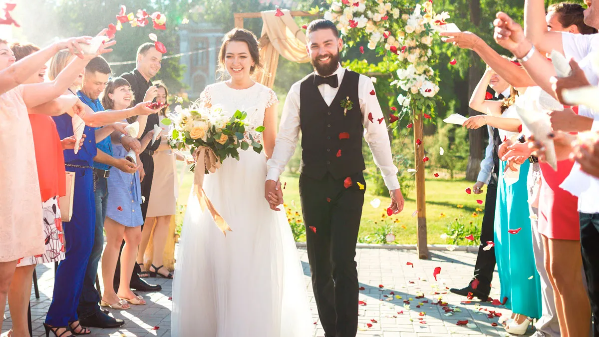 Bride-To-Be Doesn’t Get Why It Matters If She Gets Married The Same Month As Her Best Friend